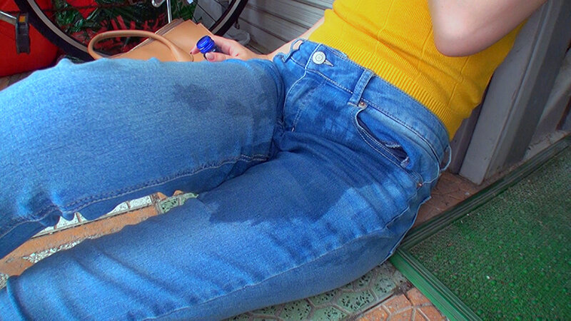 【衝撃】『淫乱マゾ妻』が旦那の前で放尿ダダ漏れ！92%が即射精した背徳不倫旅の実録レビュー - 画像3